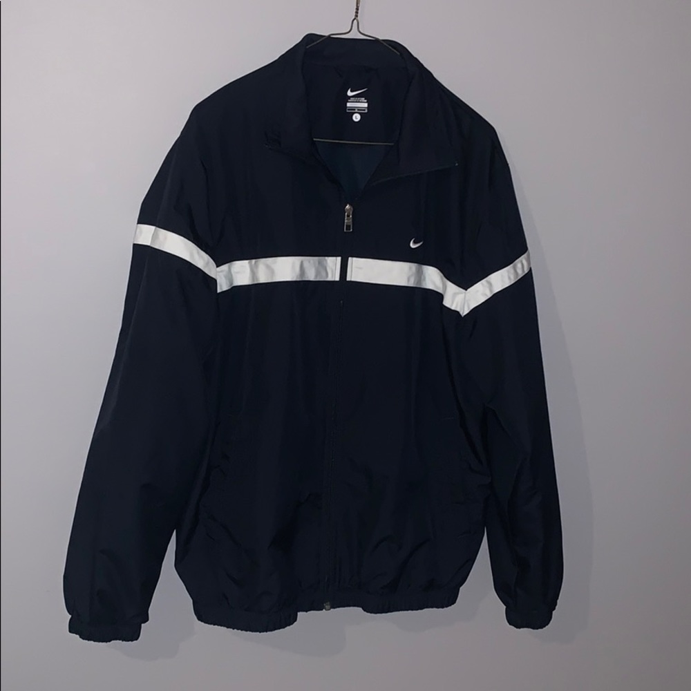 Nike wind breaker